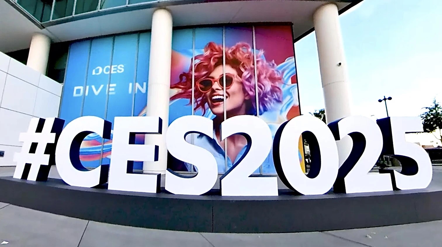 科思创与启碁科技携手推动通信行业迈向循环未来